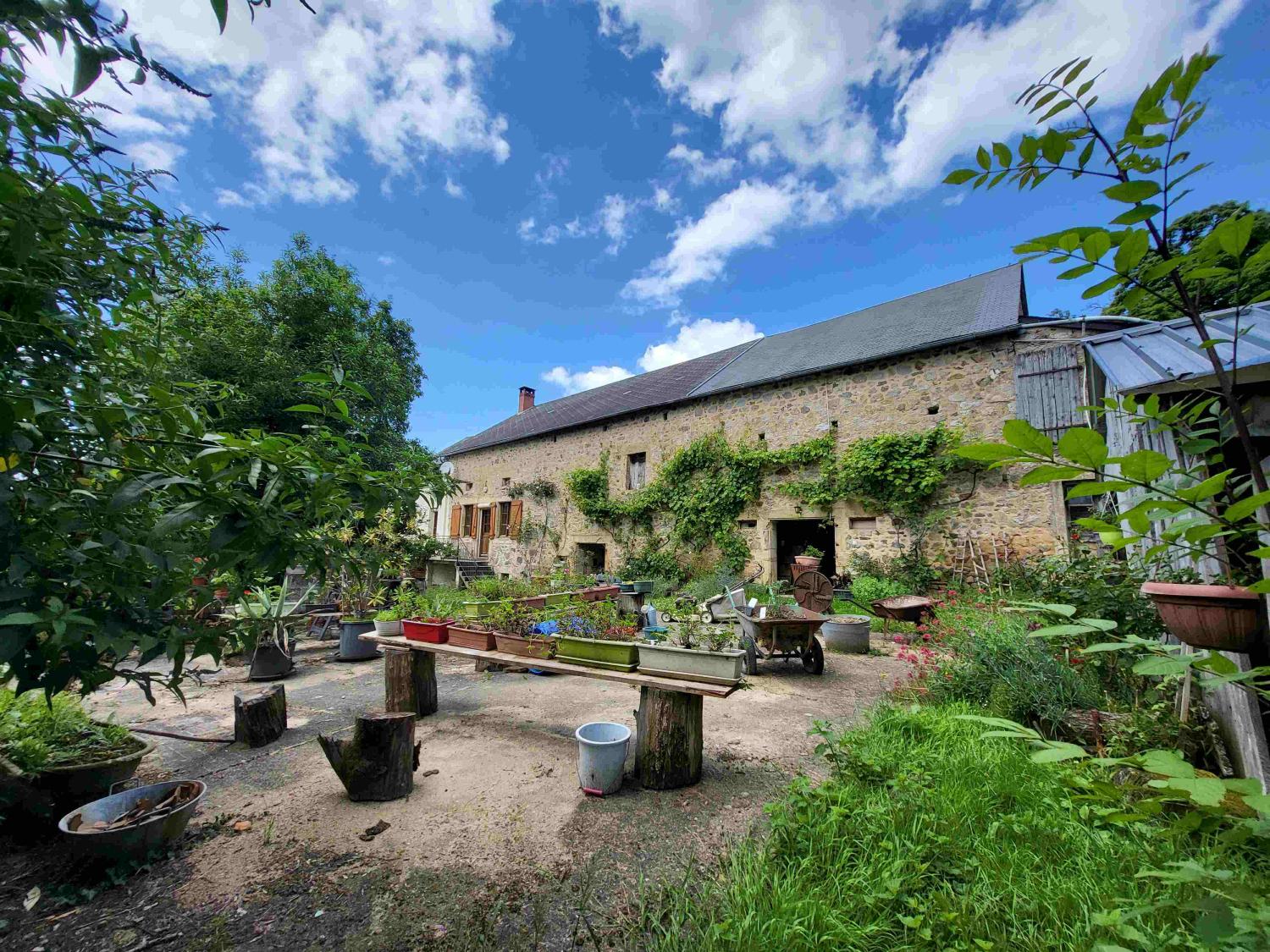  te koop huis Saint-Léger-de-Fougeret Nièvre 1