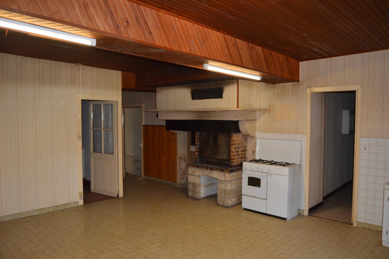  te koop huis Saint-Honoré-Les-Bains Nièvre 2