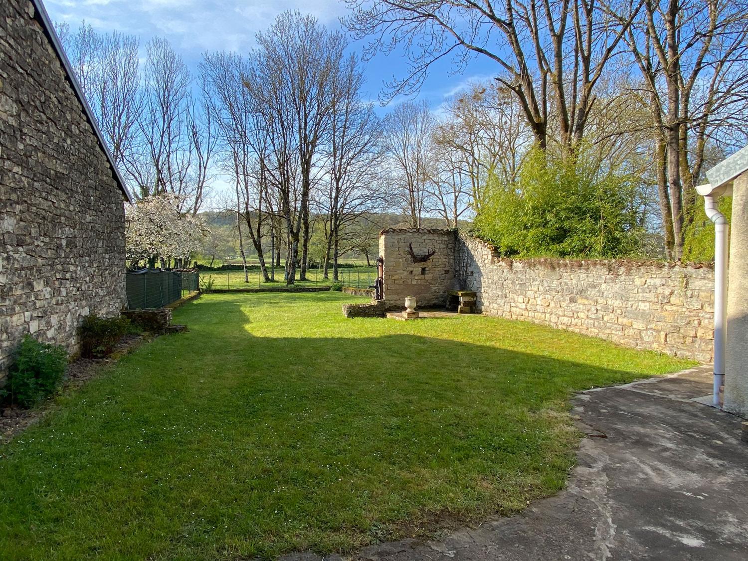  te koop dorpshuis Jussey Haute-Saône 6