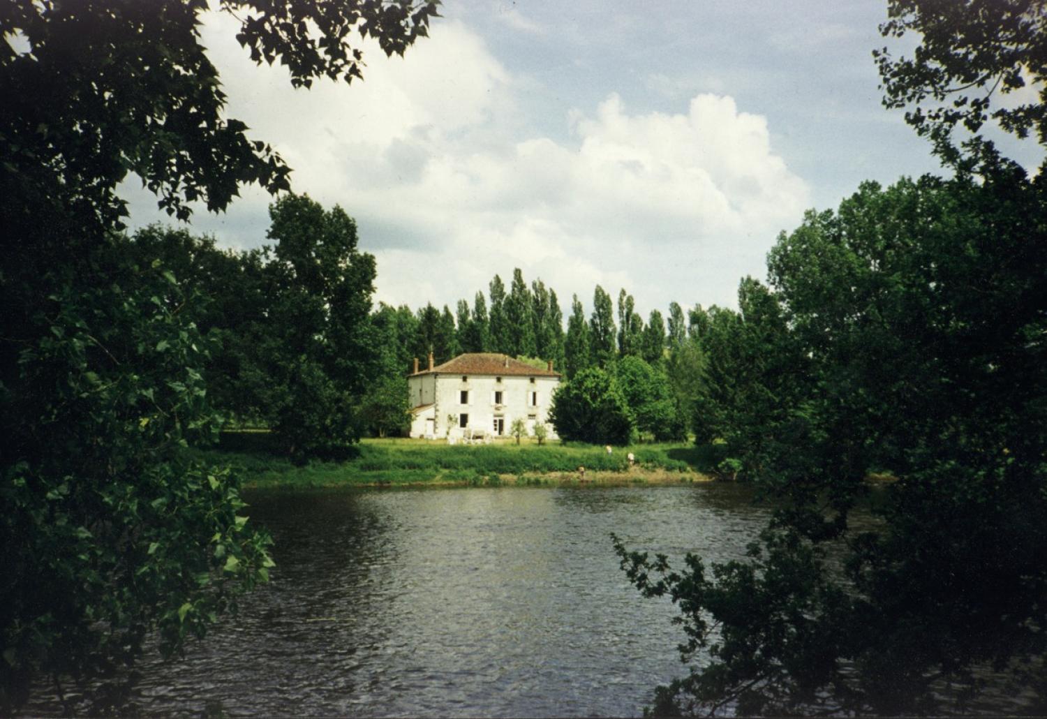  te koop vrijstaand Abzac Charente 2