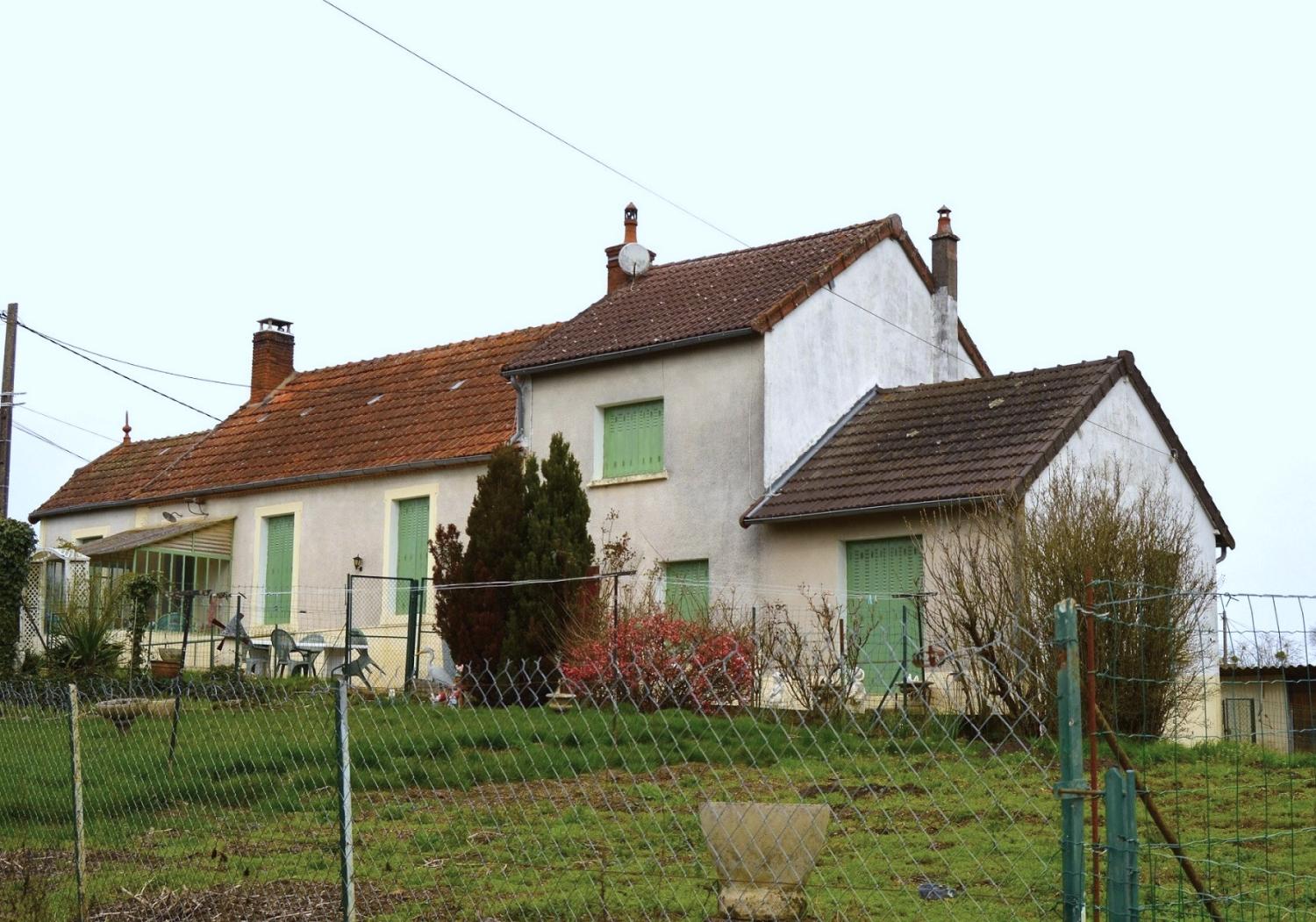  te koop huis Ternant Nièvre 1