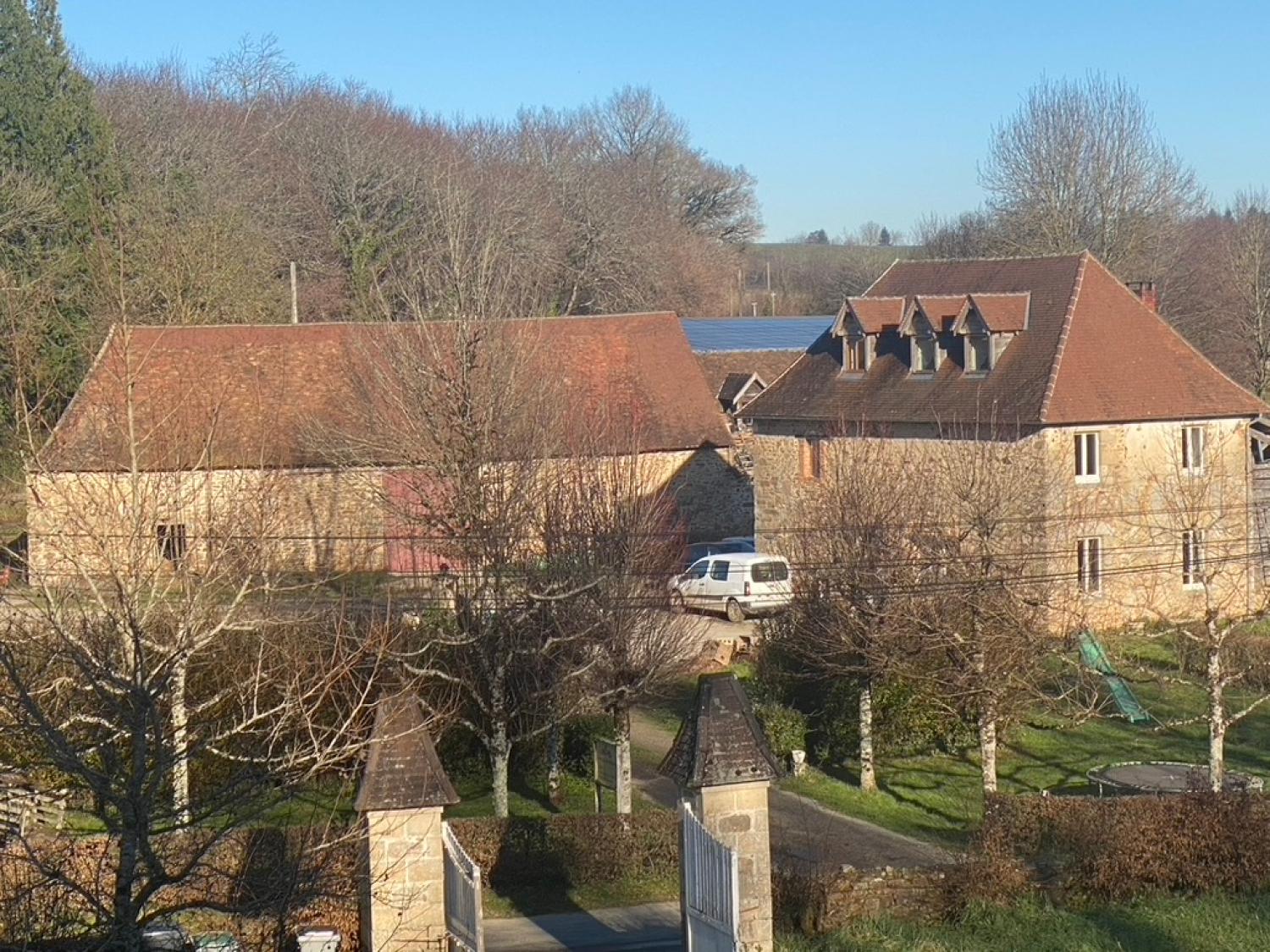  te koop boerderij Saint-Yrieix-la-Perche Haute-Vienne 1