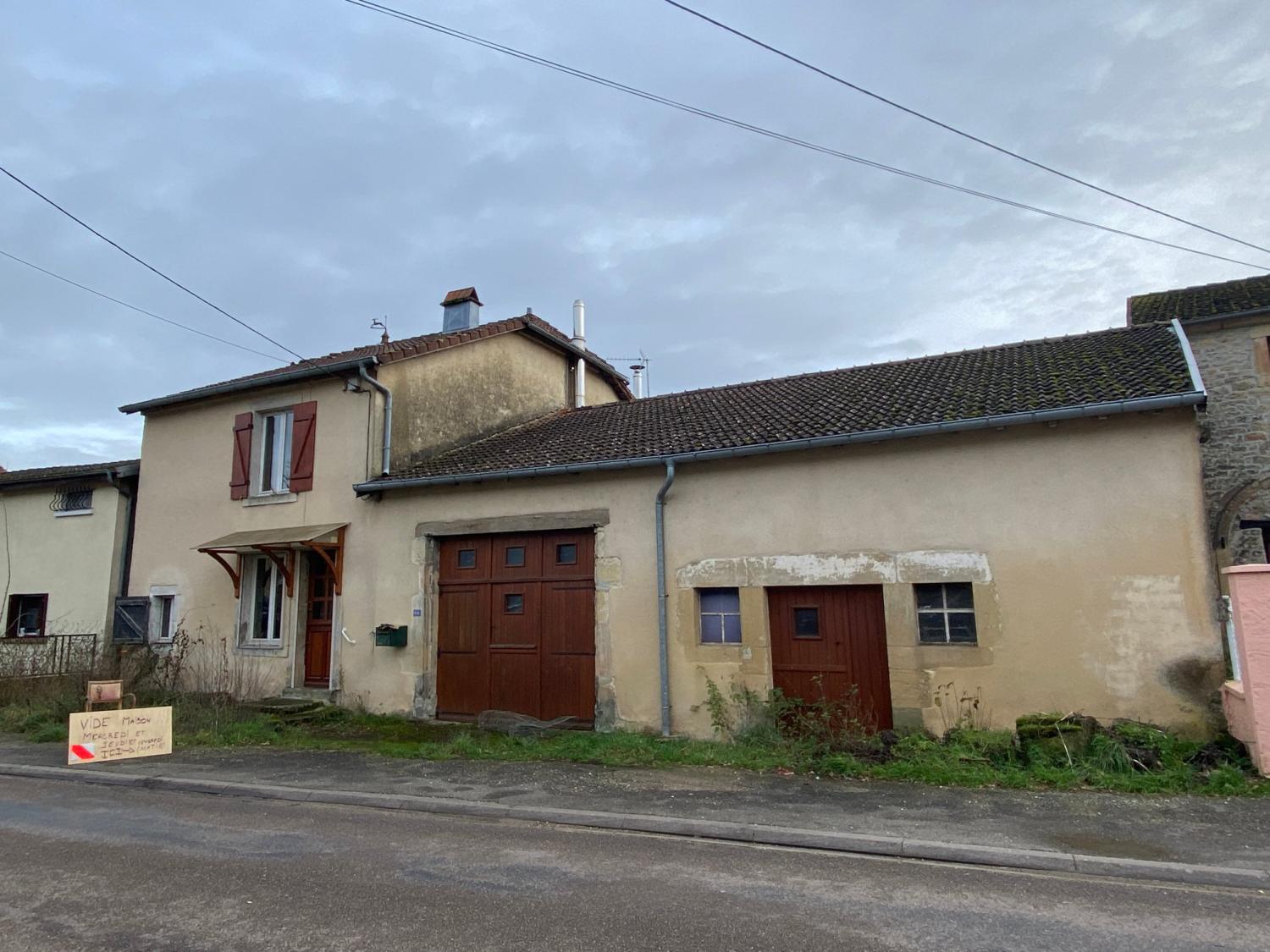  te koop dorpsboerderij Vernois-sur-Mance Haute-Saône 35