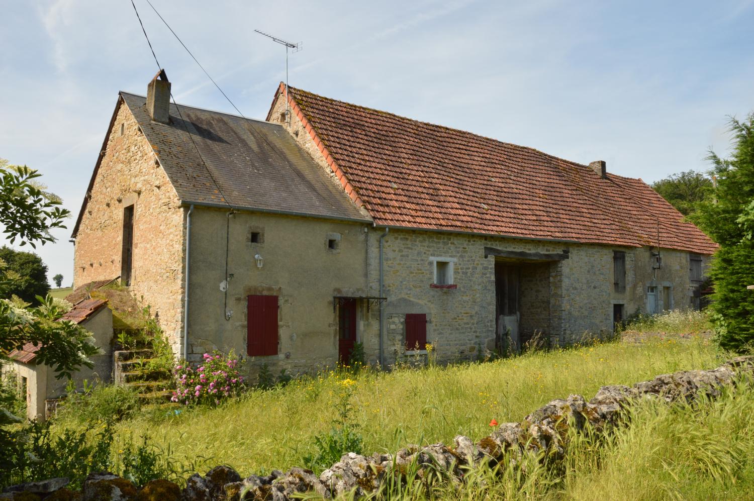  te koop huis Rouy Nièvre 1