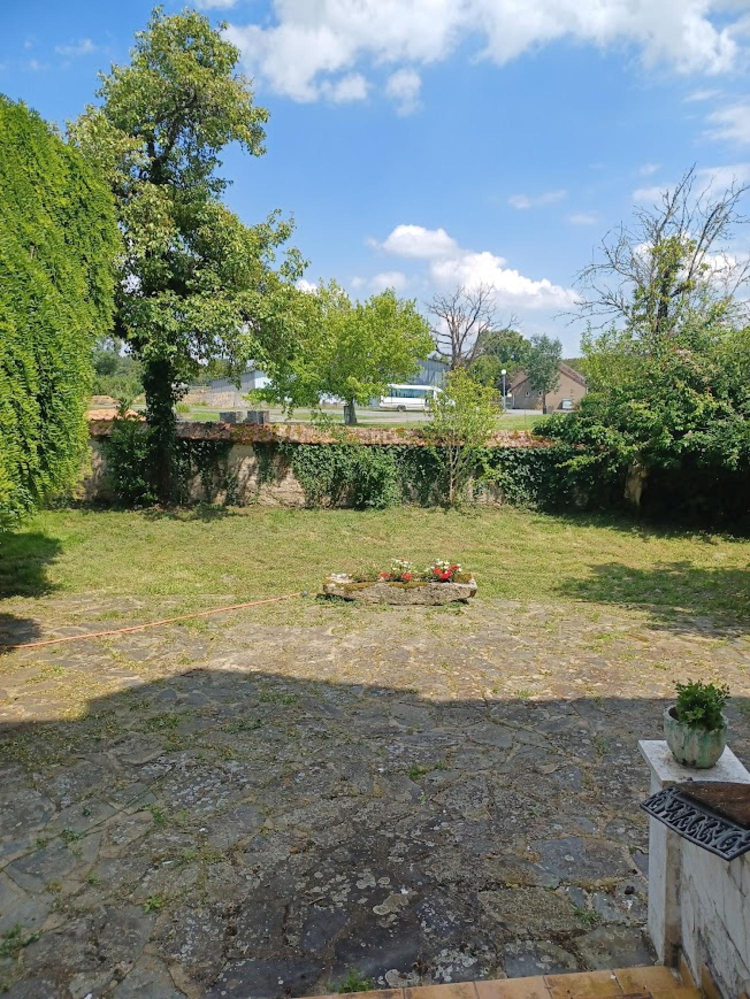  te koop vrijstaand Cuzion Indre 29