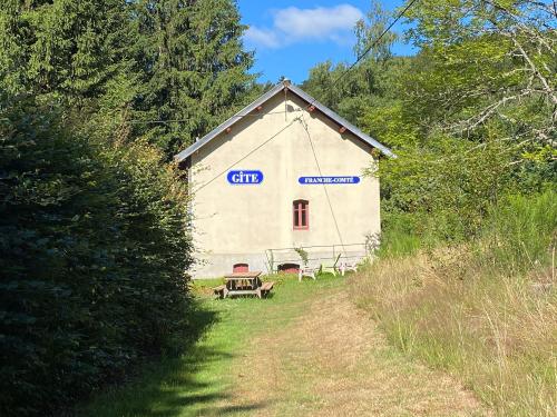  te koop gîtes/ chambres d'hôtes Corravillers Haute-Saône 18