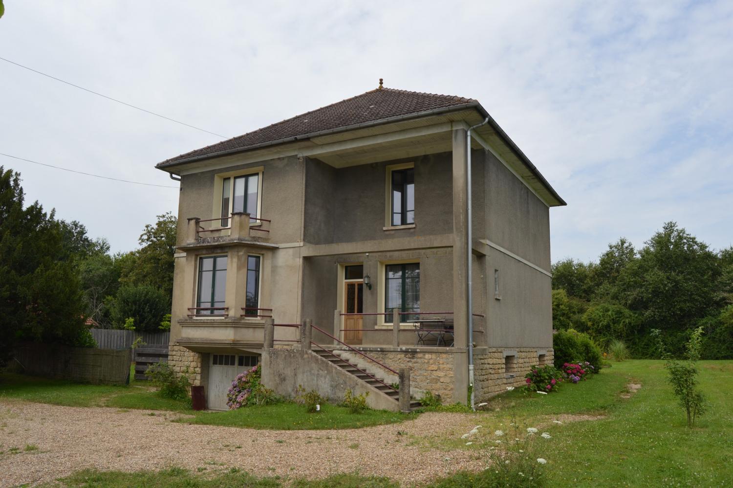  te koop villa Fours Nièvre 2