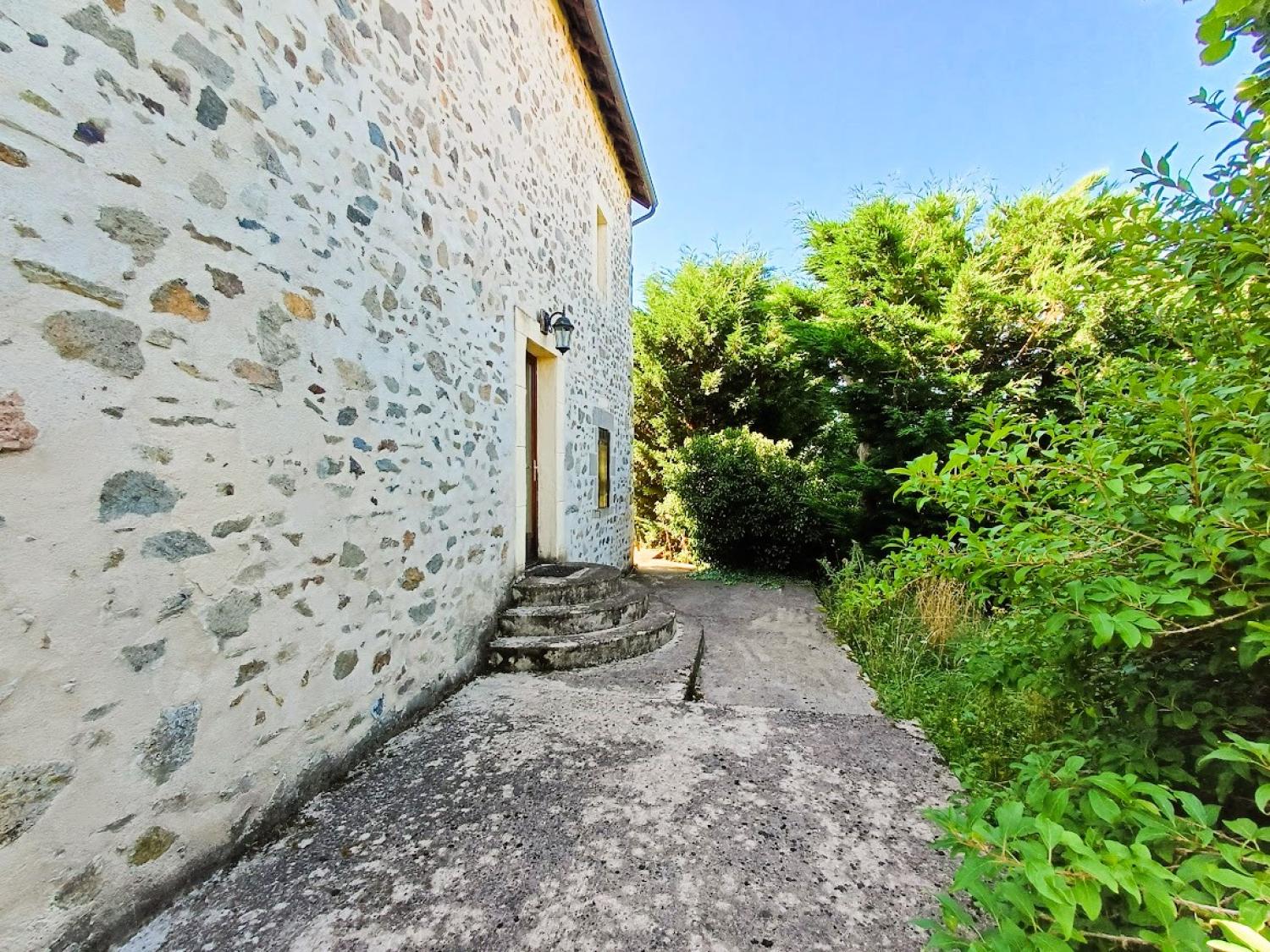  te koop vrijstaand Saint-Maurice-près-Pionsat Puy-de-Dôme 3