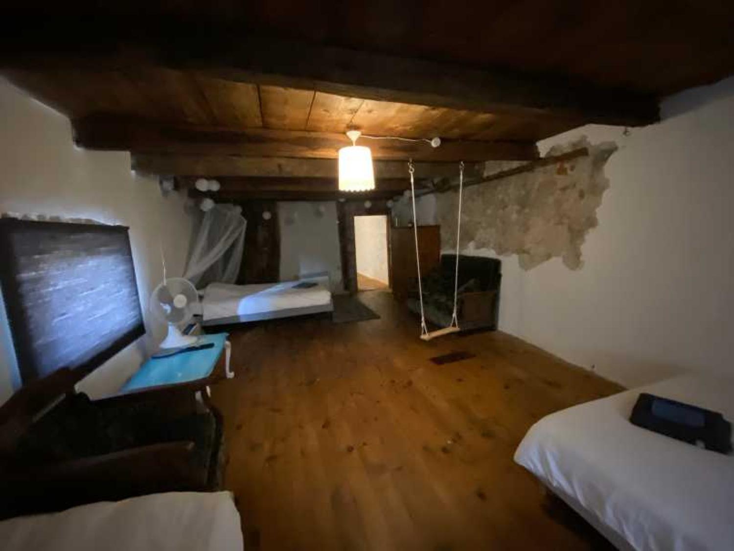  te koop dorpsboerderij Melay Haute-Marne 21