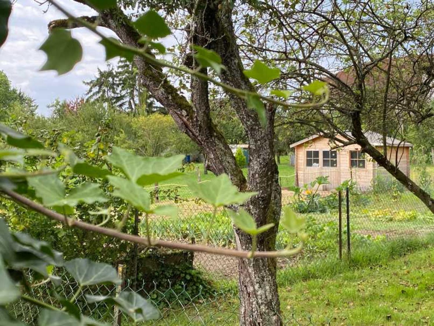  te koop dorpsboerderij Melay Haute-Marne 33