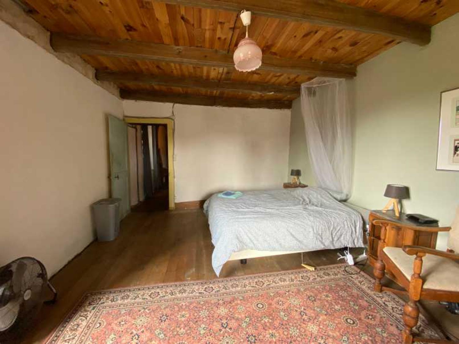 te koop dorpsboerderij Melay Haute-Marne 15