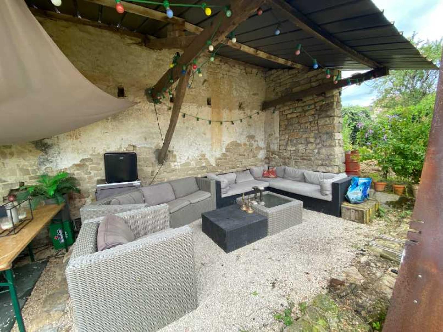  te koop dorpsboerderij Melay Haute-Marne 30