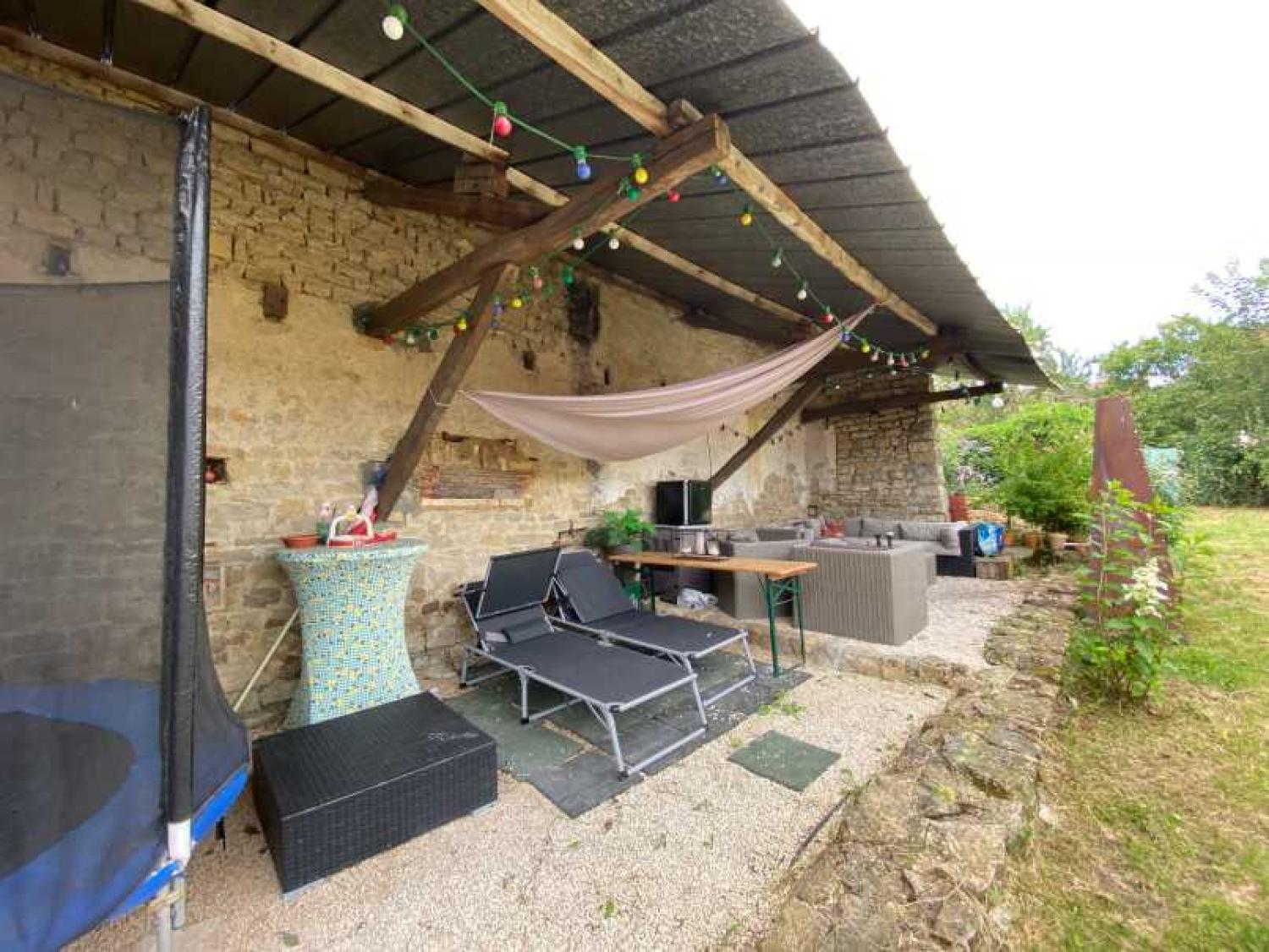  te koop dorpsboerderij Melay Haute-Marne 35