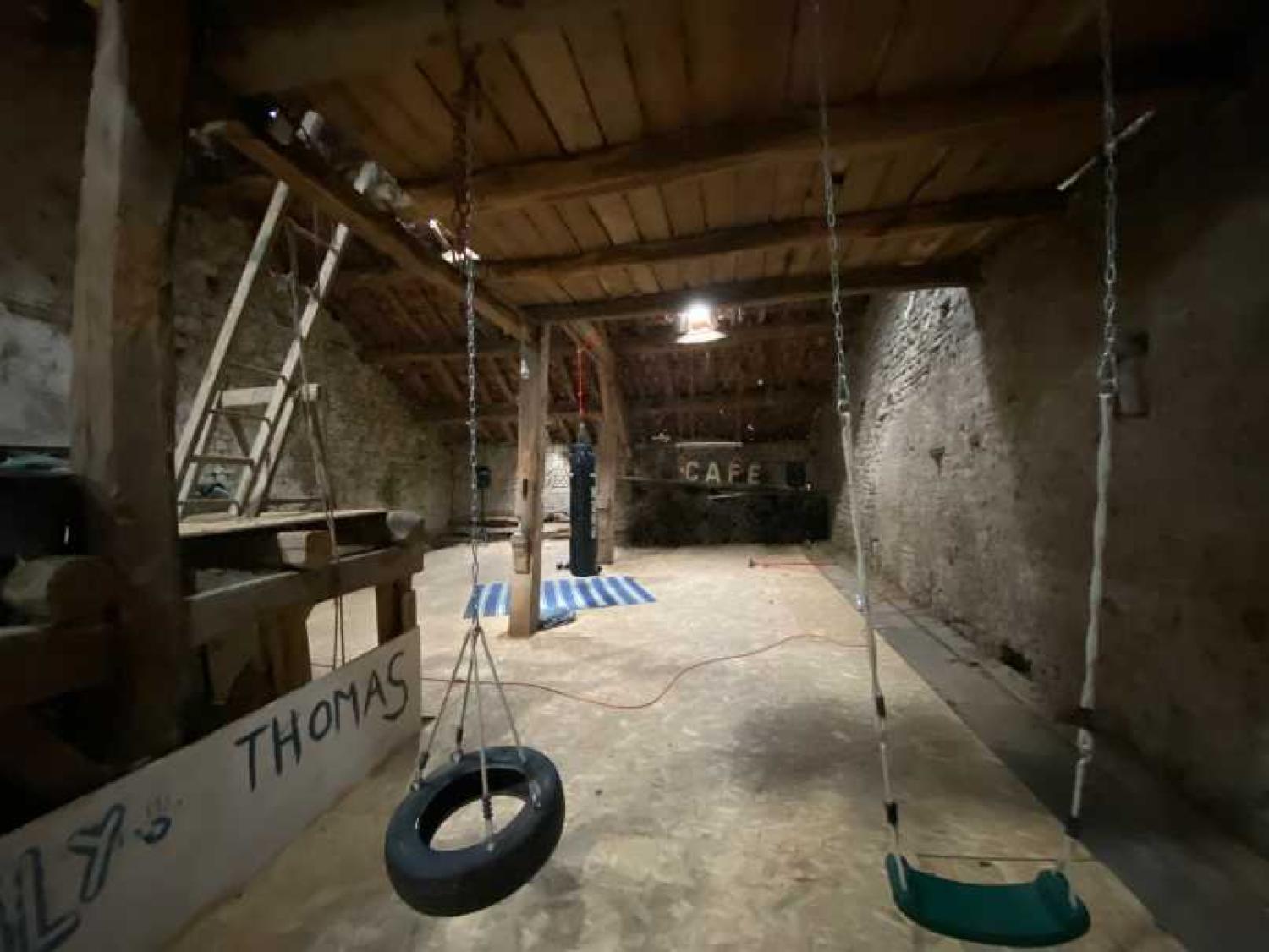  te koop dorpsboerderij Melay Haute-Marne 25