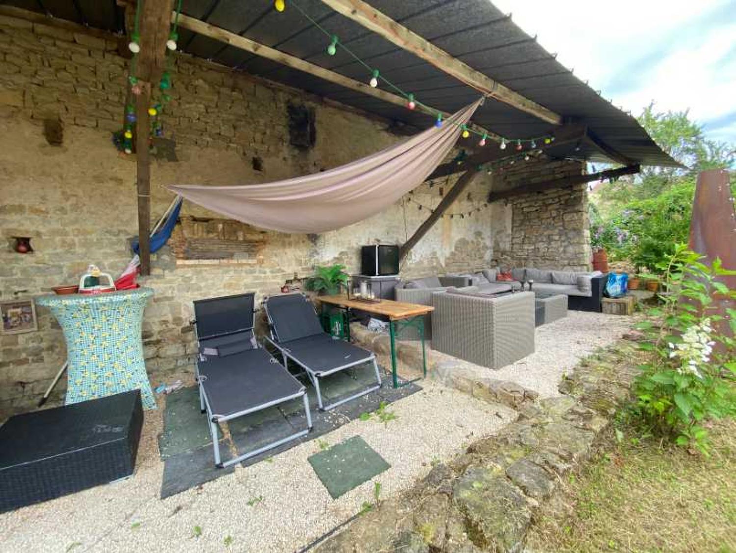  te koop dorpsboerderij Melay Haute-Marne 29