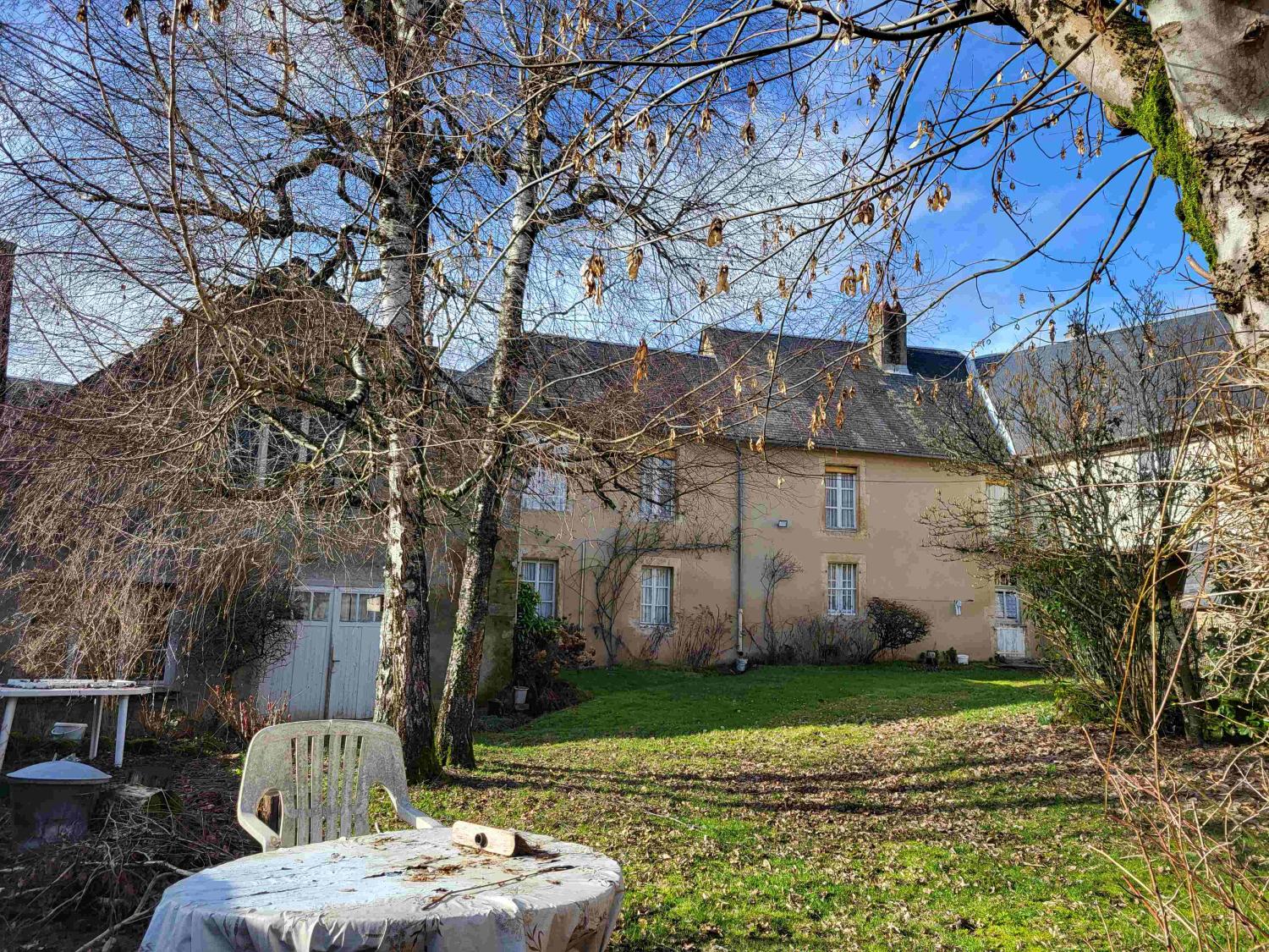  te koop huis Villapourçon Nièvre 1