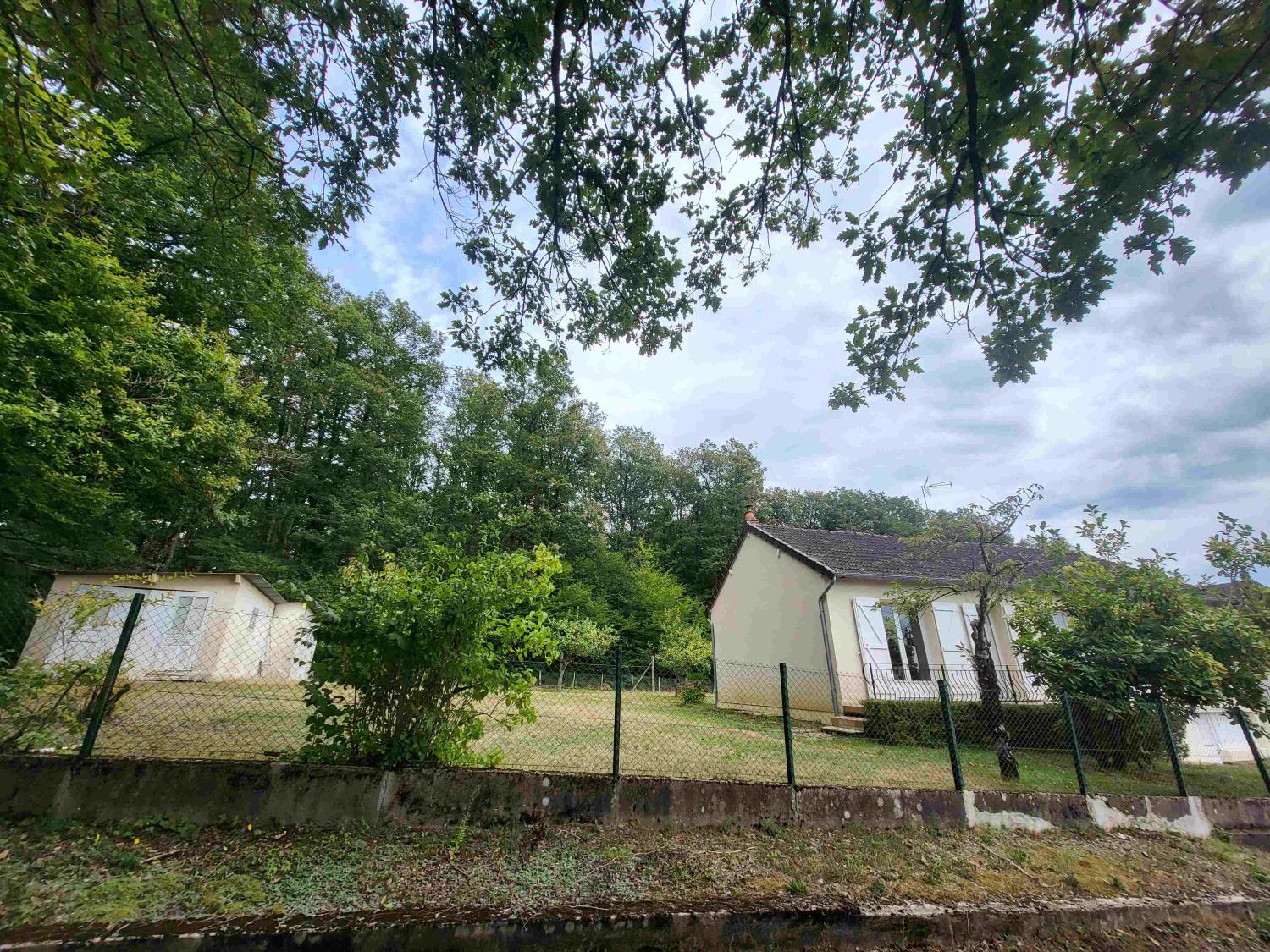  te koop huis Saint-Honoré-Les-Bains Nièvre 2
