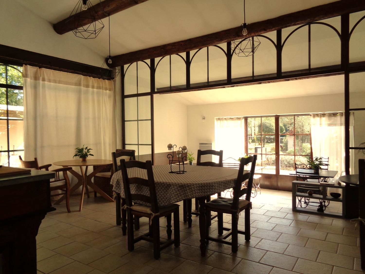  te koop gîtes/ chambres d'hôtes Lacoste Vaucluse 8