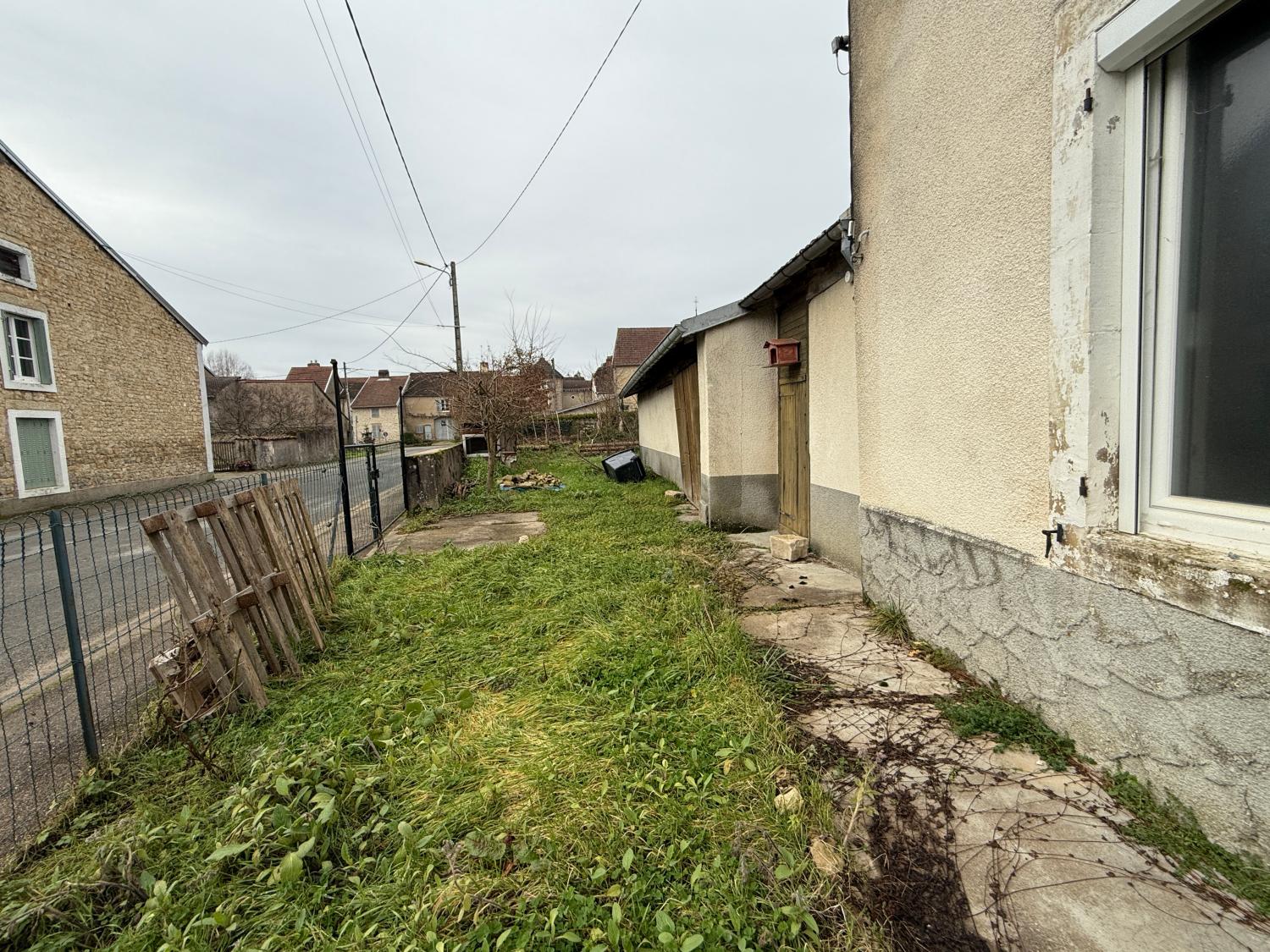  te koop dorpshuis Melay Haute-Marne 16