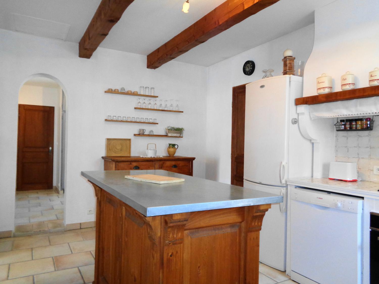  te koop gîtes/ chambres d'hôtes Lacoste Vaucluse 12