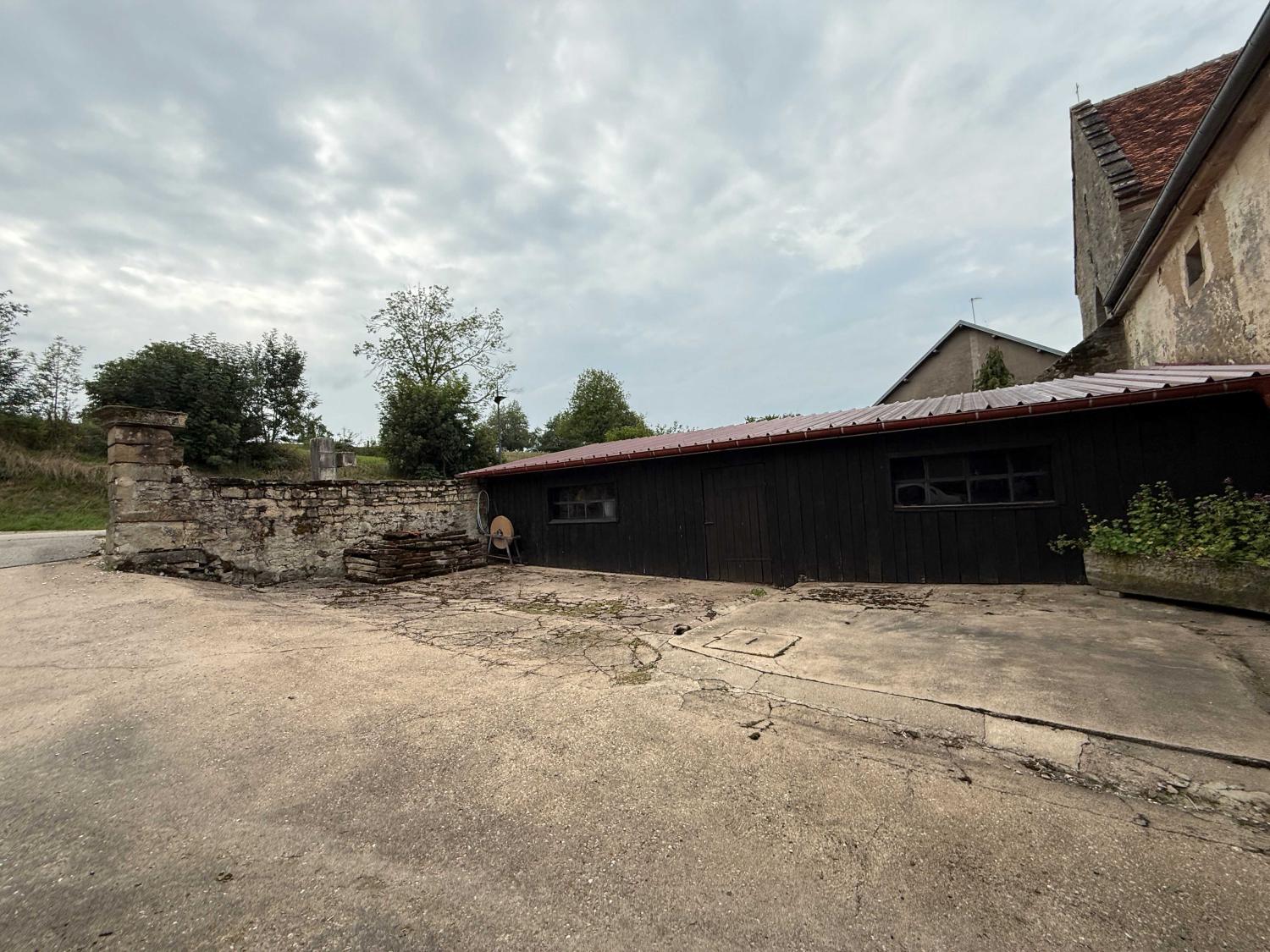  te koop klooster Châtillon-sur-Saône Vogezen 40