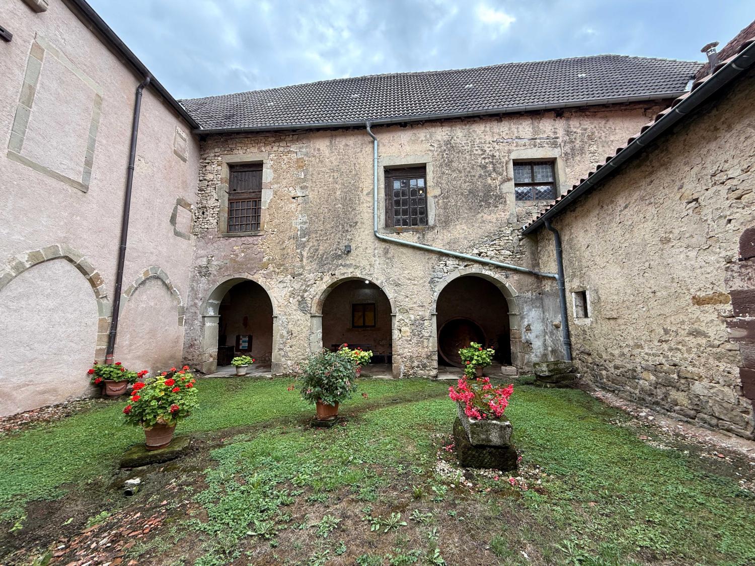  te koop klooster Châtillon-sur-Saône Vogezen 48