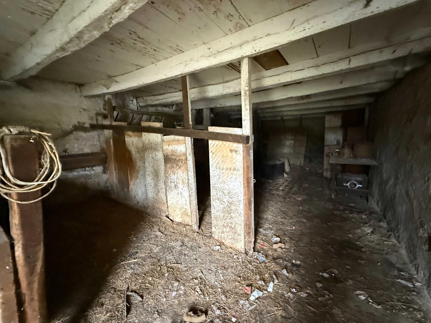 te koop dorpsboerderij Jussey Haute-Saône 31