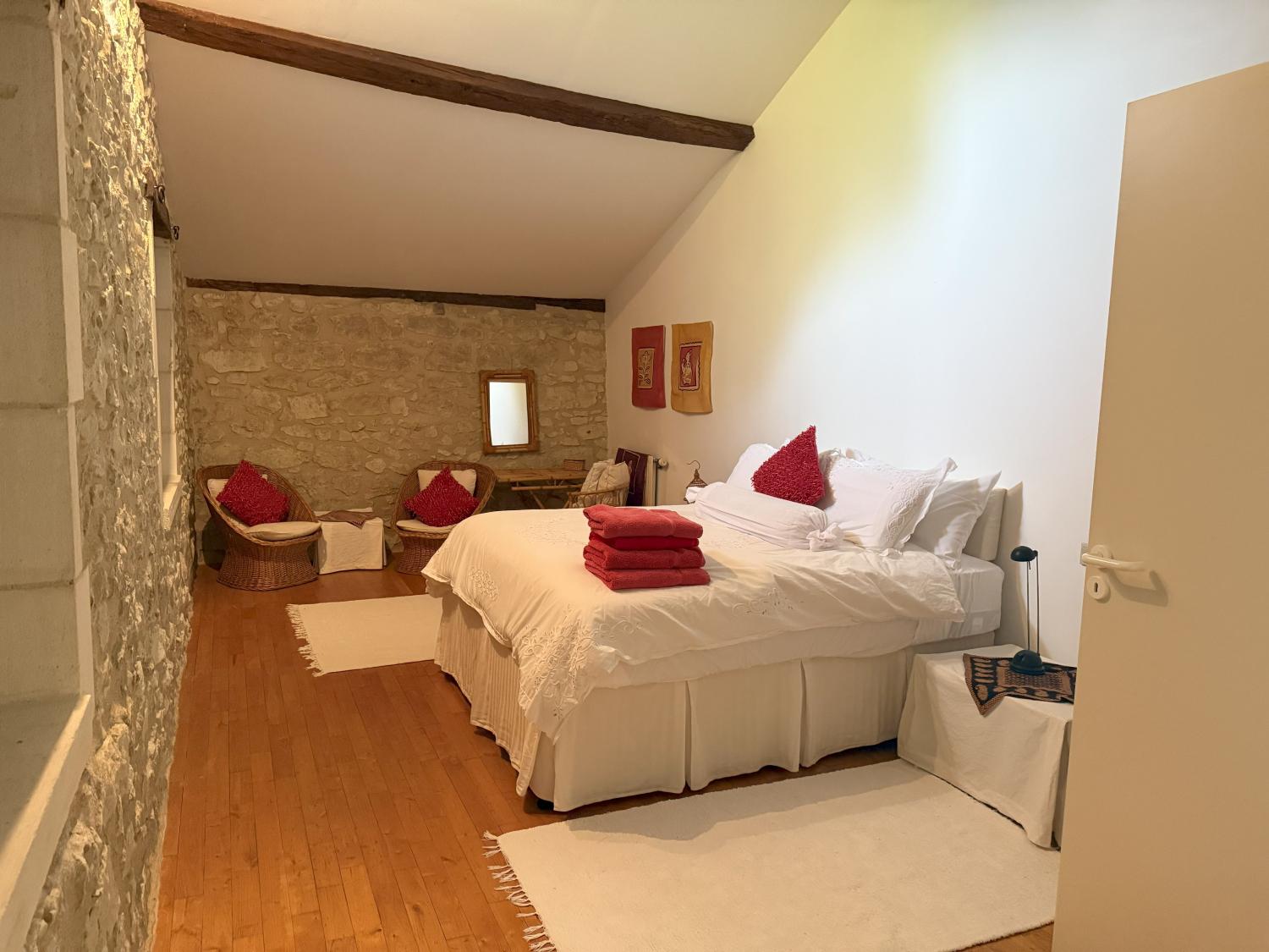  te koop vrijstaand Cherval Dordogne 25