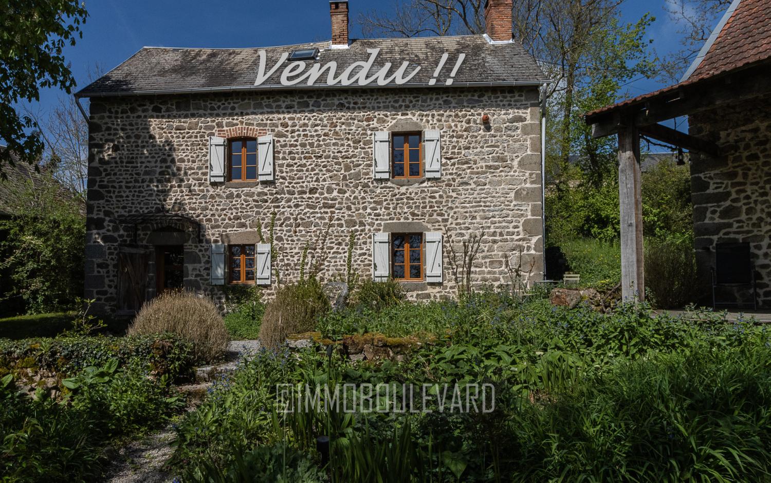  te koop huis Auzances Creuse 1