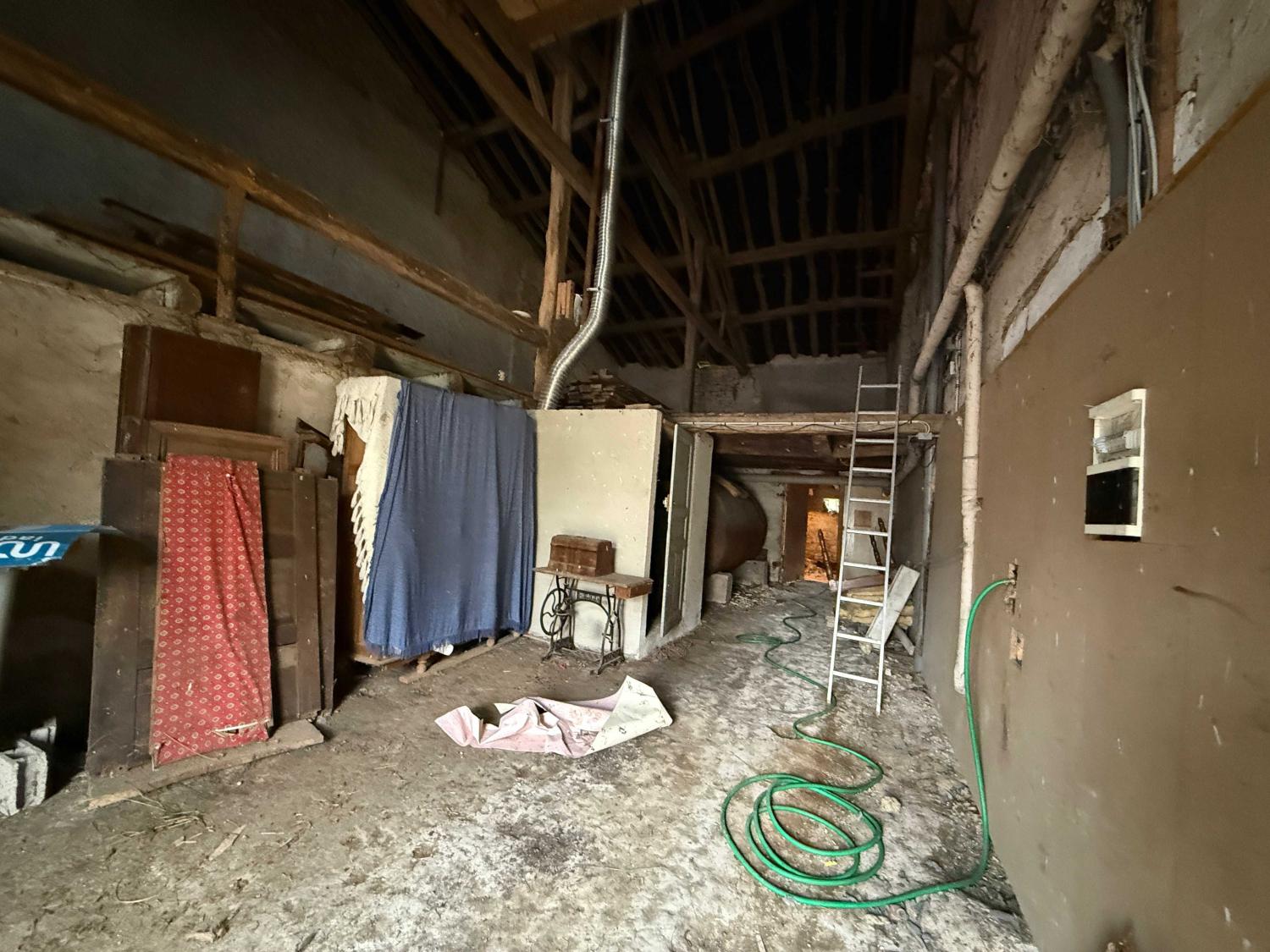 te koop dorpsboerderij Jussey Haute-Saône 23