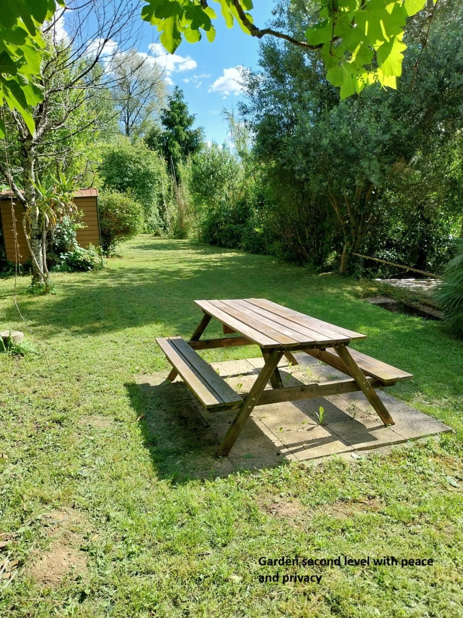  te koop huis met gîte Puy-l'Évêque Lot 10