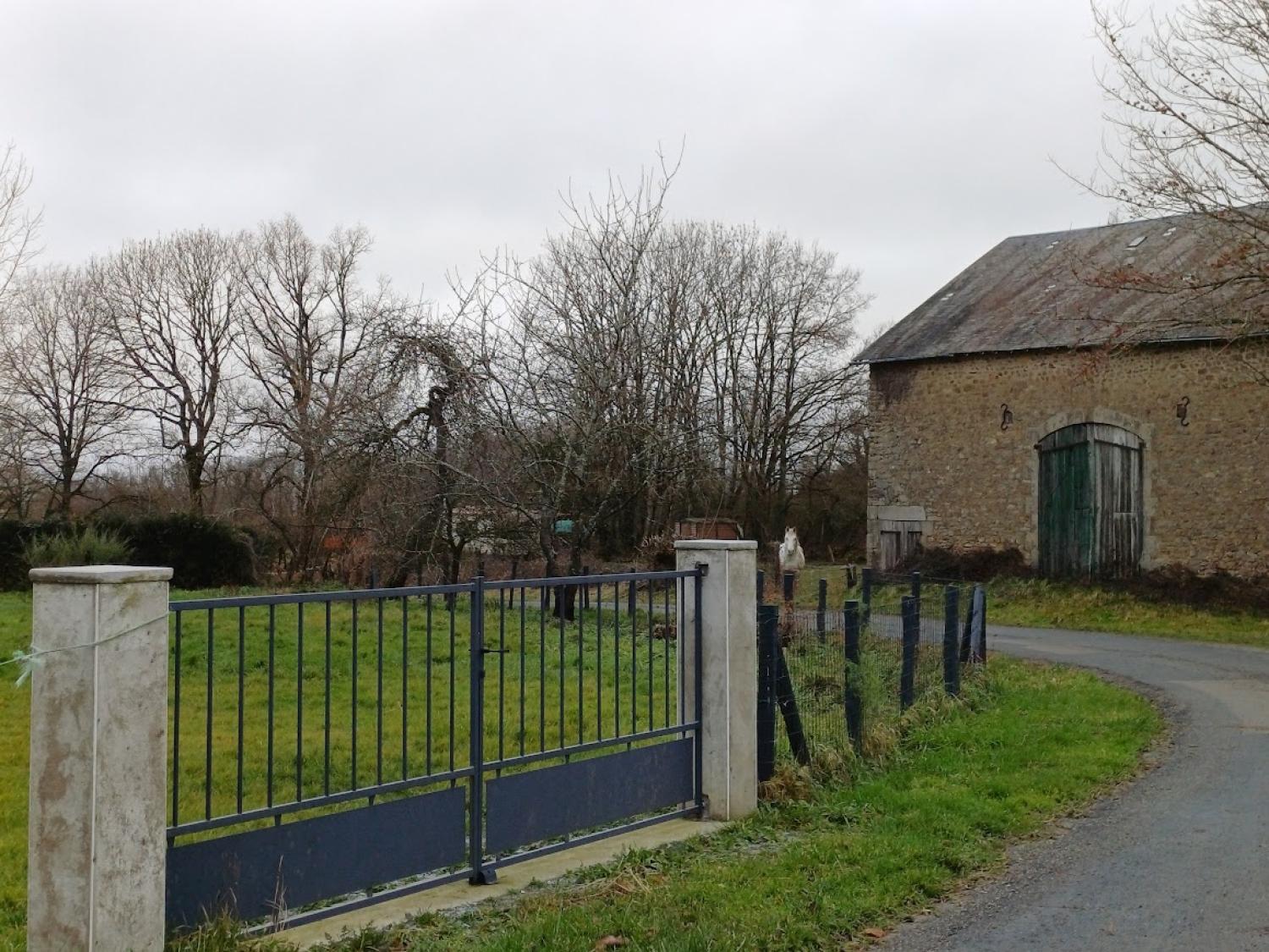  te koop vrijstaand La Souterraine Creuse 24