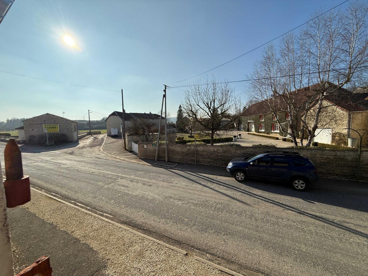  te koop dorpsboerderij Châteauvillain Haute-Marne 29