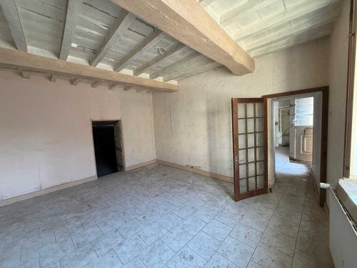  te koop dorpsboerderij Châteauvillain Haute-Marne 6