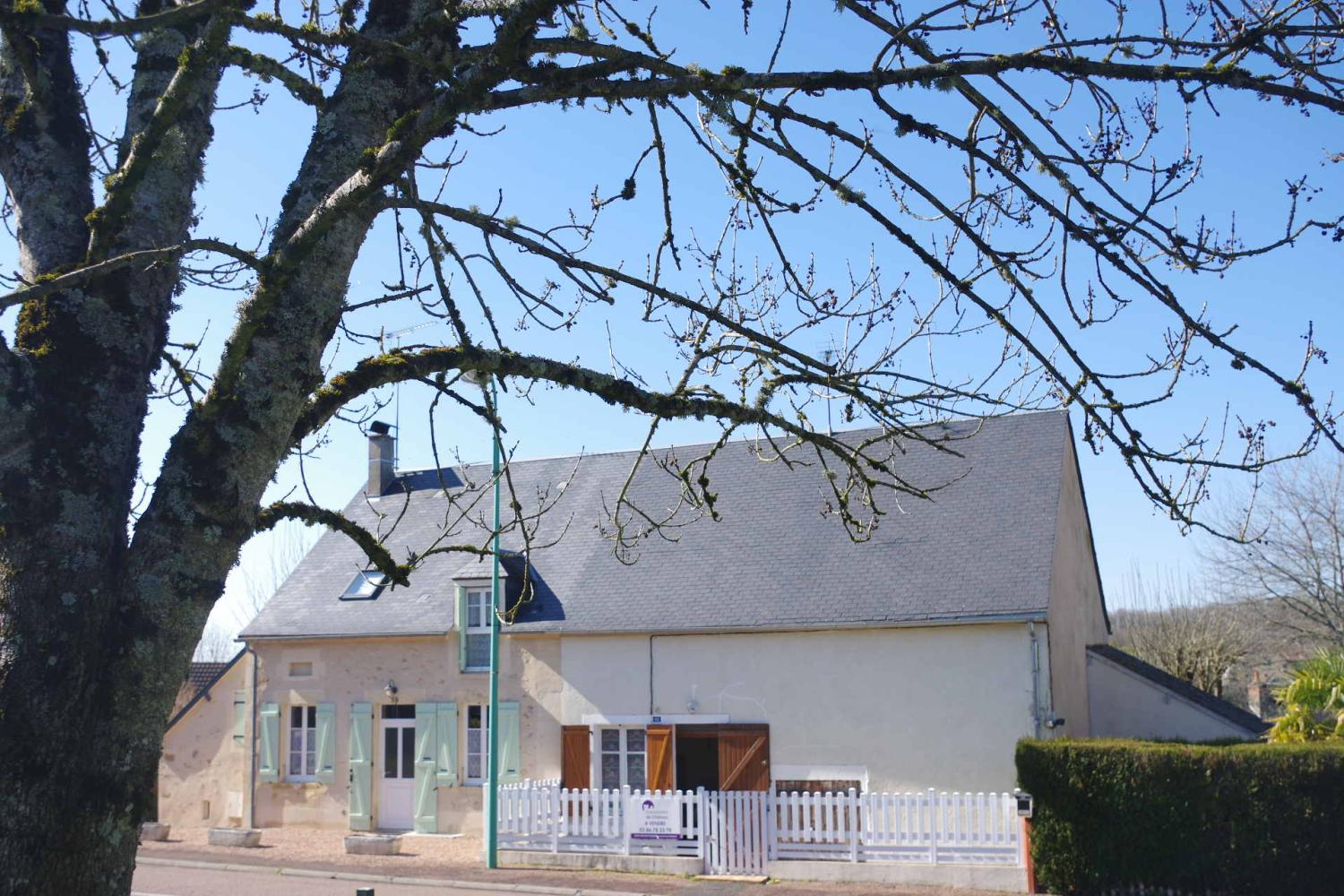  te koop huis Saint-Honoré-Les-Bains Nièvre 8