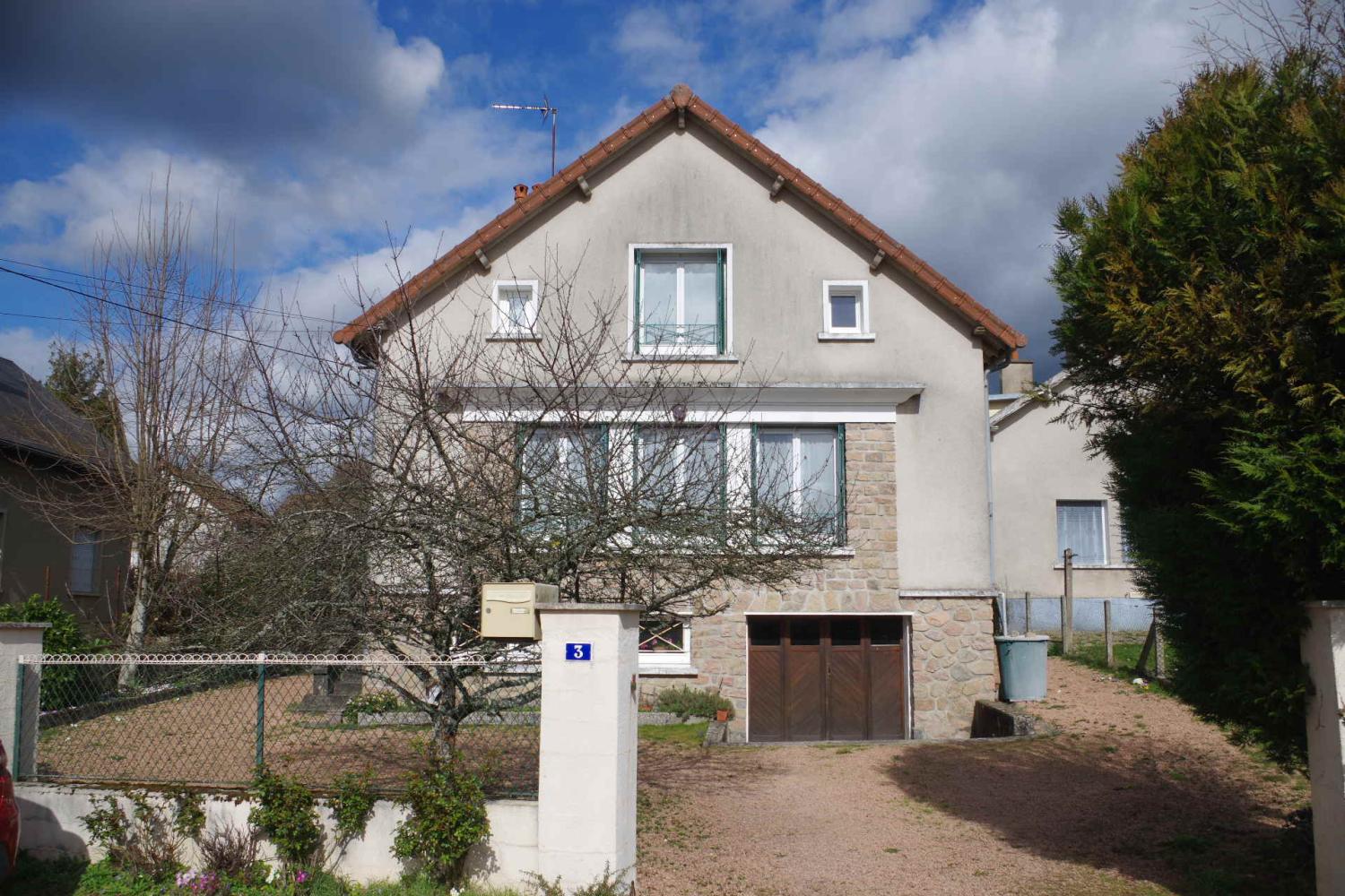  te koop huis Saint-Honoré-Les-Bains Nièvre 1