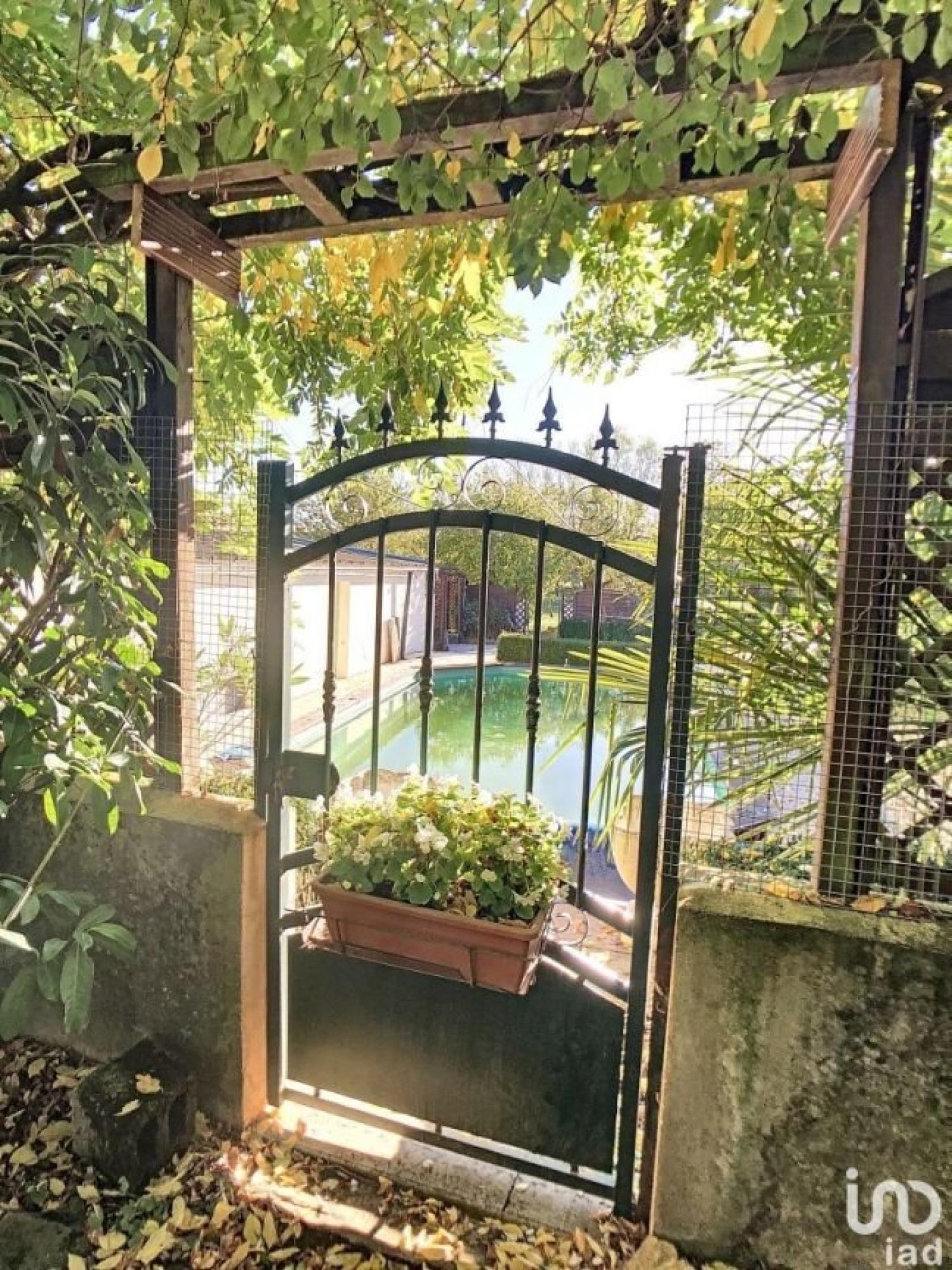  te koop gîtes/ chambres d'hôtes Pontigny Yonne 13