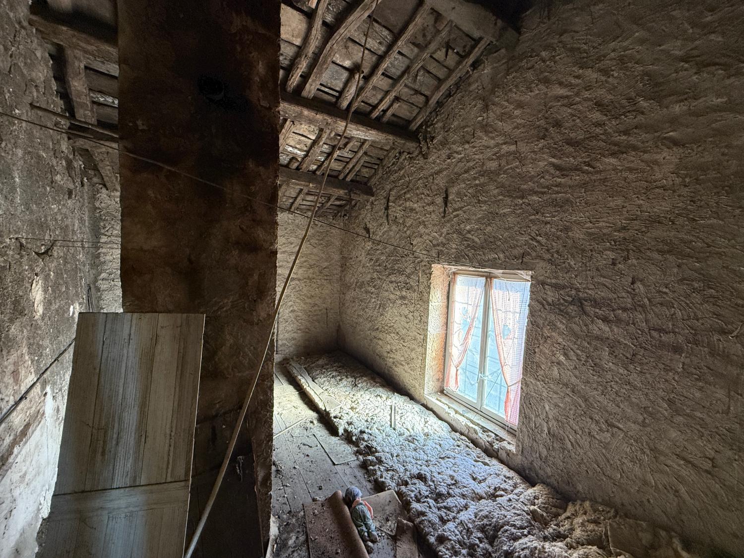 te koop dorpsboerderij Melay Haute-Marne 18