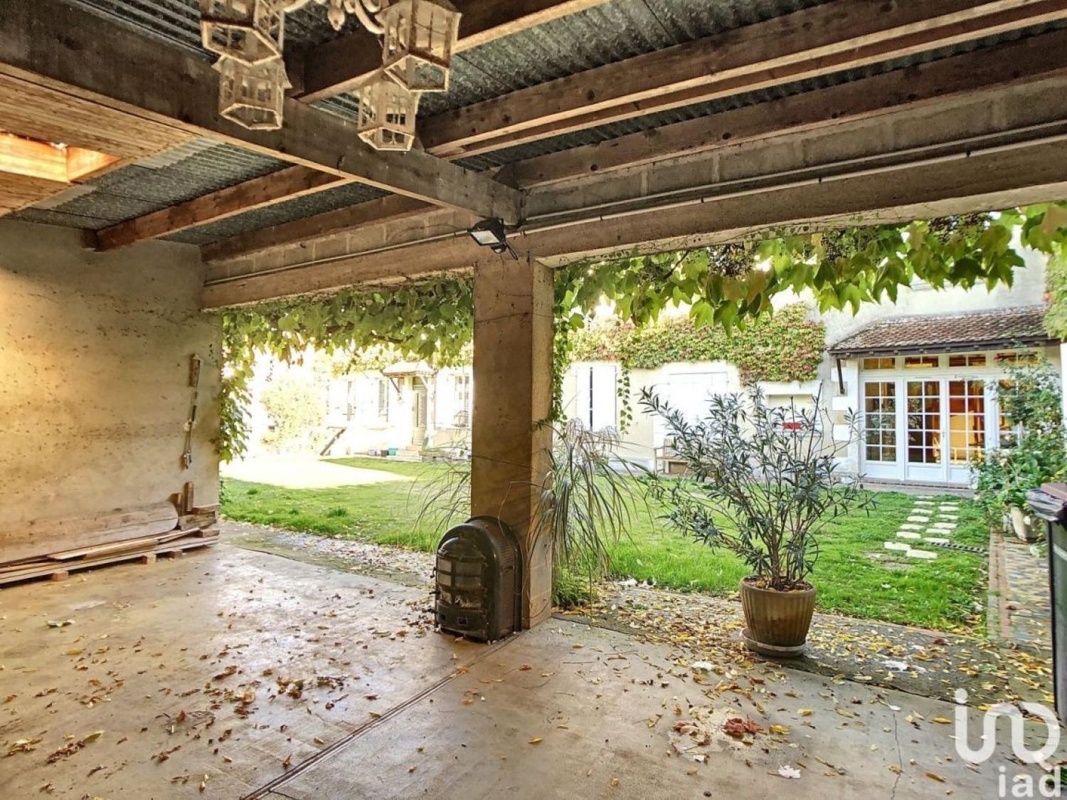  te koop gîtes/ chambres d'hôtes Pontigny Yonne 12