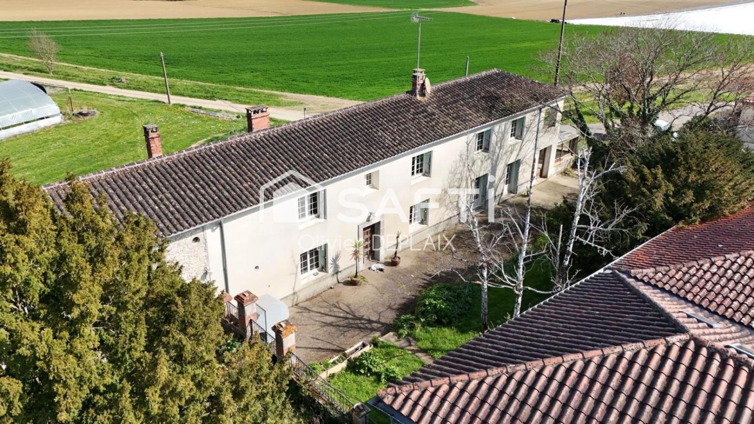  te koop boerderij Calignac Lot-et-Garonne 1