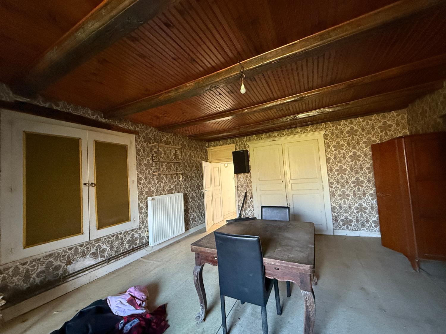  te koop dorpsboerderij Melay Haute-Marne 6
