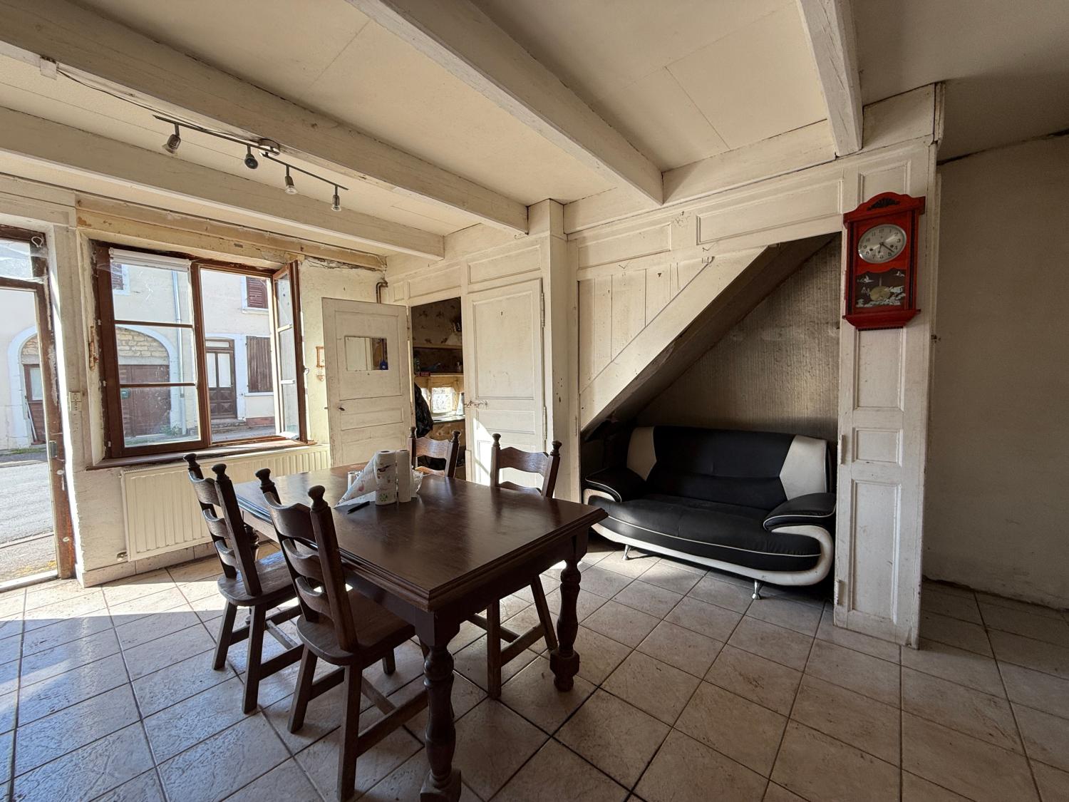  te koop dorpsboerderij Melay Haute-Marne 7