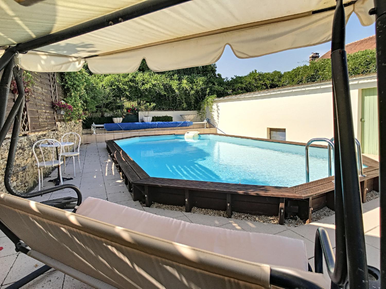  te koop gîtes/ chambres d'hôtes Pontigny Yonne 19