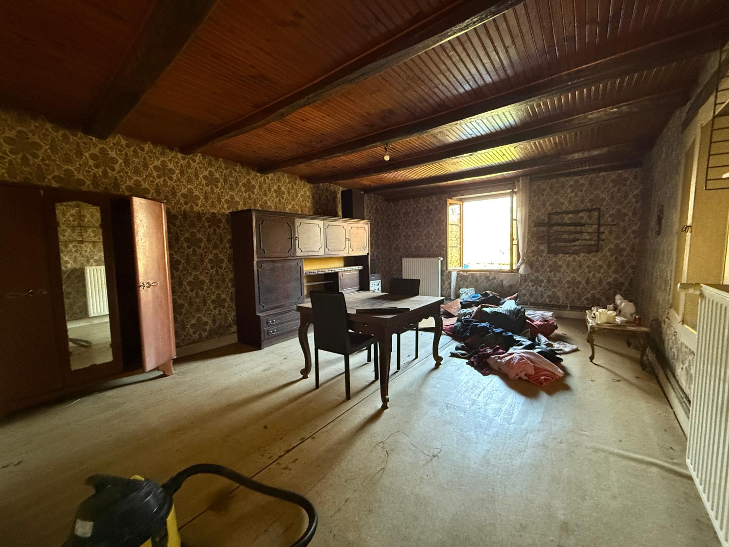  te koop dorpsboerderij Melay Haute-Marne 5