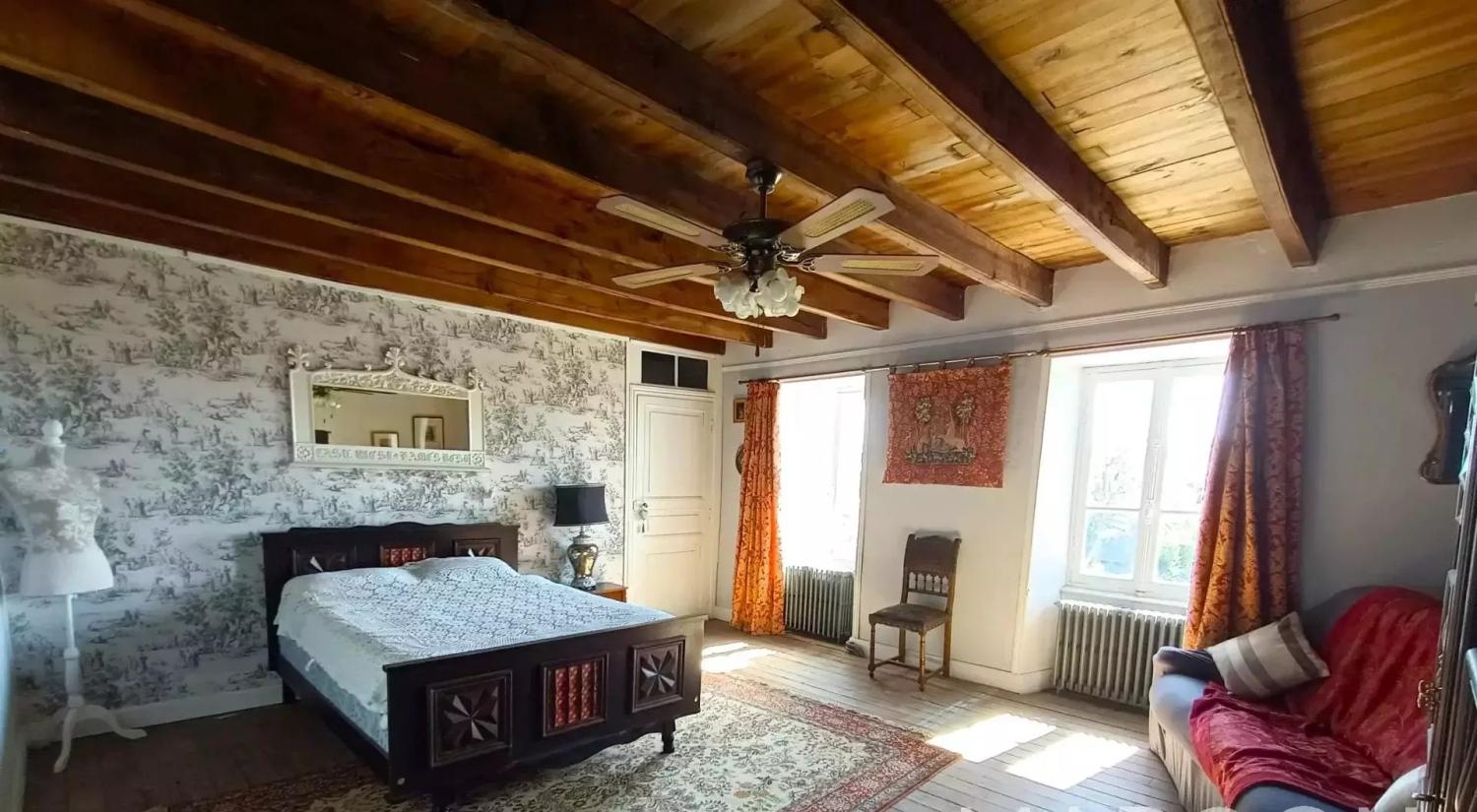  te koop huis Aubusson Creuse 33