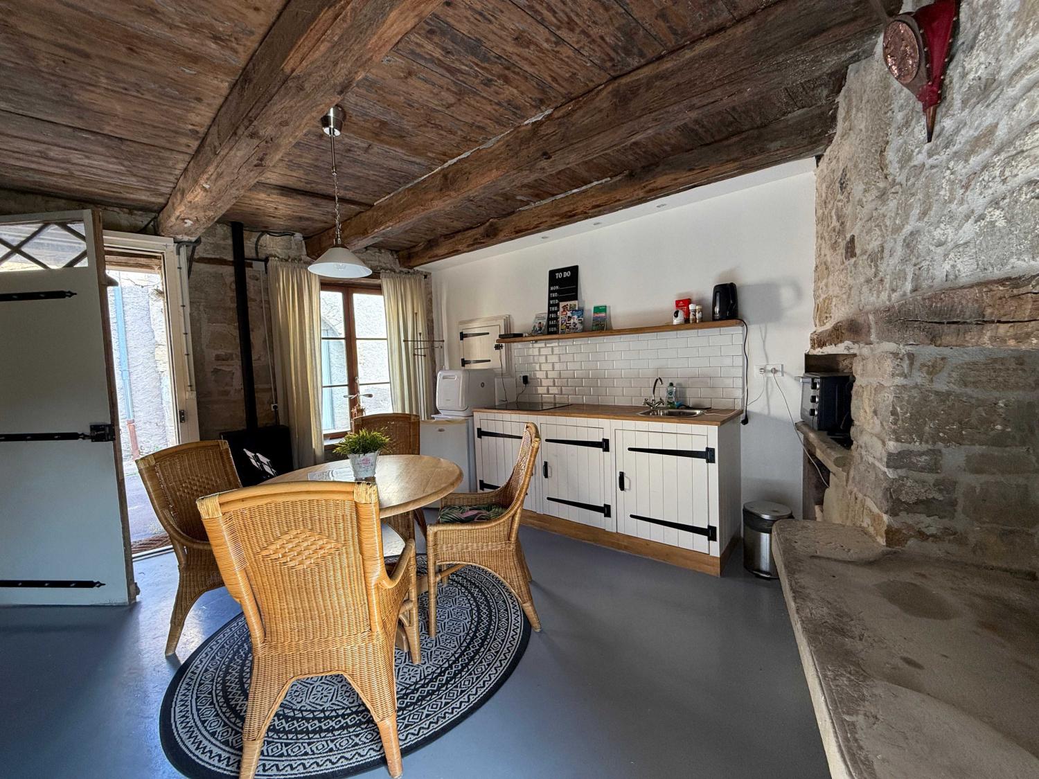  te koop dorpshuis Melay Haute-Marne 2