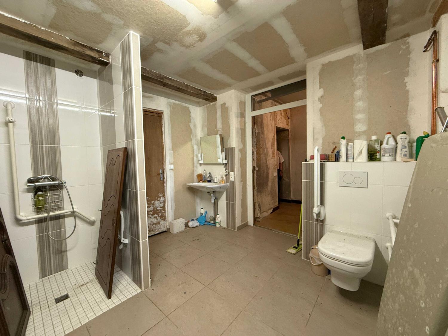 te koop dorpsboerderij Confracourt Haute-Saône 11