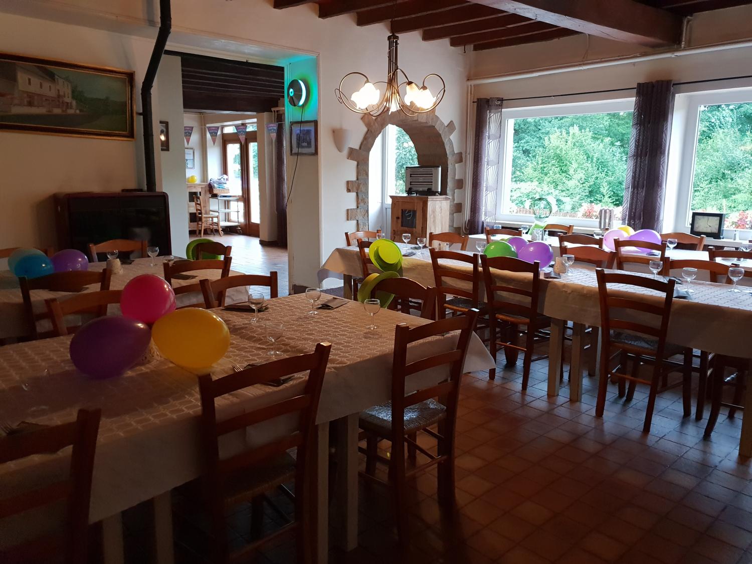  te koop gîtes/ chambres d'hôtes Le Mayet-de-Montagne Allier 10