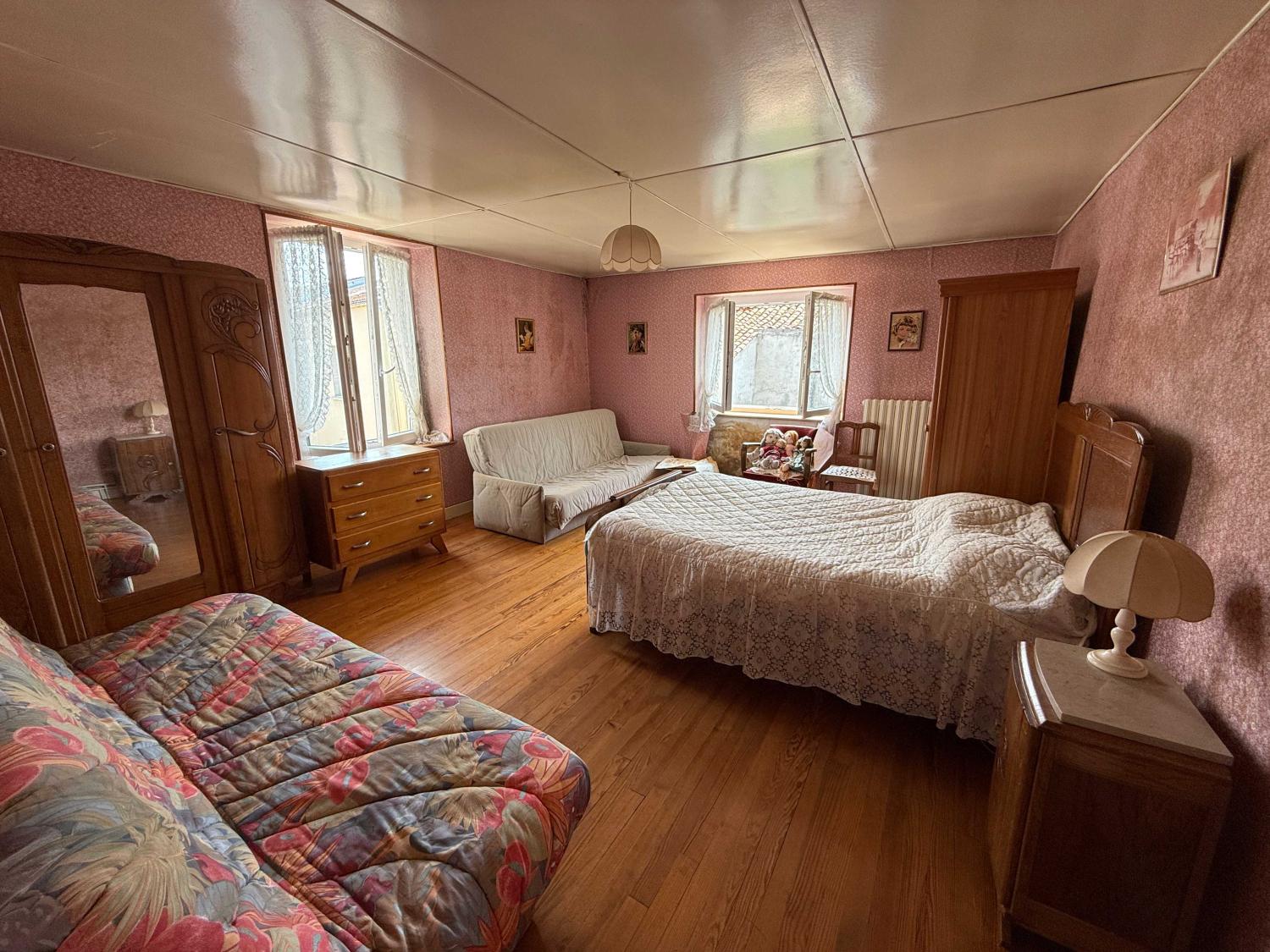  te koop dorpsboerderij Voisey Haute-Marne 24