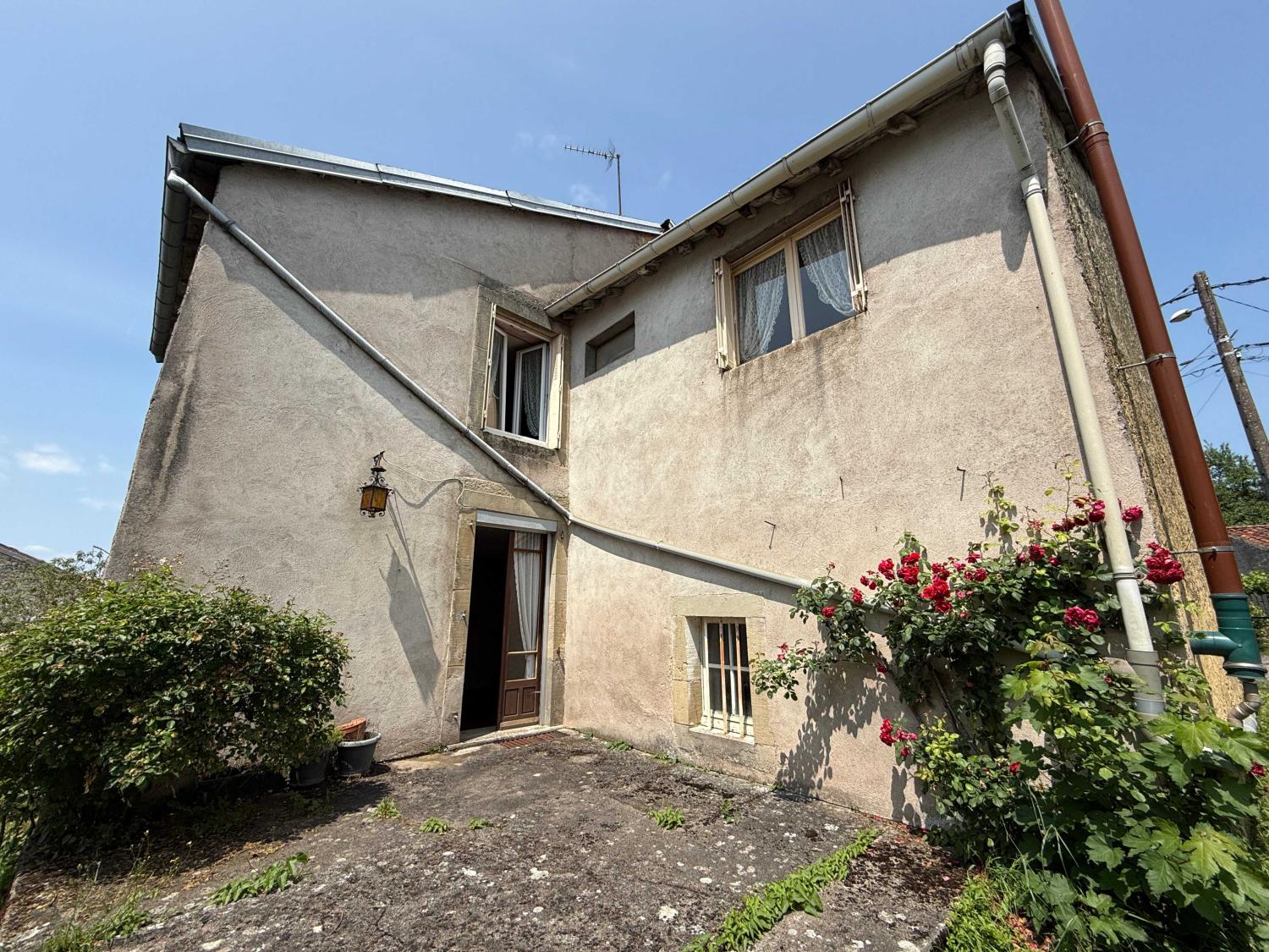  te koop dorpsboerderij Voisey Haute-Marne 10